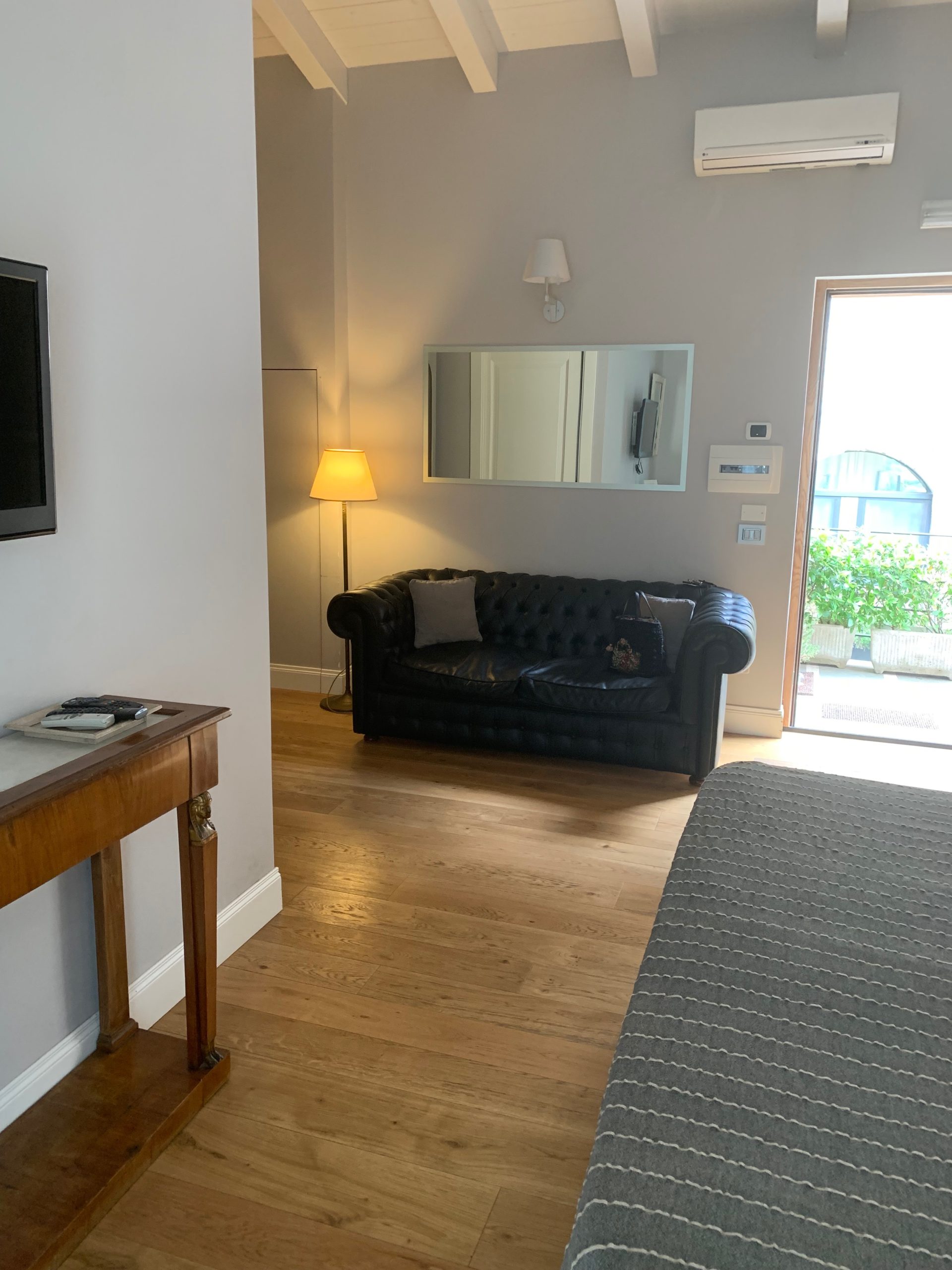 suite standard 9 IMG_4130