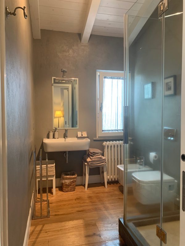 suite standard 9 IMG_4129